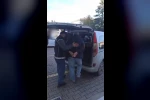 Taksiden yolcu yerine 3 kaçak göçmen çıktı 