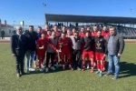 Tavşanlı Demirbilekspor kupasını aldı