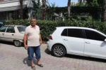 Telef olan kediyi besleyen vatandaşlardan pitbullun sahibine tepki 