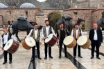Tokat’ta Ramazan geleneği yaşatılıyor, 21 davulcu sahaya çıkıyor