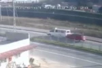 Trabzon’da yolcu indiren dolmuşa arkadan gelen otomobil çarptı: 3 yaralı 