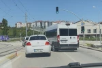 Trafiği tehlikeye düşüren servise 10 bin TL ceza
