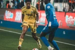 Trendyol Süper Lig: Çaykur Rizespor: 2 - Fenerbahçe: 0 (İlk yarı)