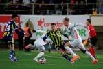 Trendyol Süper Lig: Corendon Alanyaspor: 2 - Fenerbahçe: 3 (Maç sonucu)