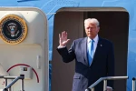 Trump’a Güney Kore’de en yüksek devlet onuru "Mugunghwa Büyük Nişanı" verildi