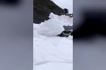 Tunceli’de karla mücadele sürüyor