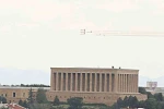 Türk Yıldızları’ndan Ankara semalarında prova uçuşu