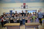 Türkeli’de yarıyıl tatili, karne sevinciyle başladı