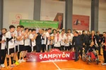 Türkiye’nin Yıldızları Salihli’de parladı: Hentbolda şampiyon Beşiktaş!