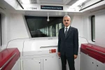 Ulaştırma ve Altyapı Bakanı Uraloğlu: "120 kilometre hıza ulaşan bir raylı metro hattından bahsediyoruz"