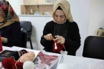 Ümraniye Belediyesi amigurumi eğitimleriyle el sanatlarına destek oluyor