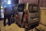 Ümraniye’de trafik kazası: 2’si ağır 3 yaralı