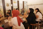 Üreten kadınların yeni adresi "Ana Kafe"de ilk atölye heyecanı