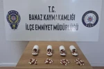 Uşak’ta polisten kaçan araçtan atılan poşette 197 adet sentetik ecza hapı ele geçirildi