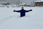 Uzungöl’de kar kalınlığı 1 metreyi aştı