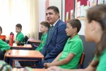 Vali Aslan’dan yenilenen okula ziyaret