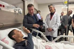 Vali Aydoğdu, hastanede tedavi gören üniversite öğrencisini yalnız bırakmadı