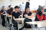 Vali Aydoğdu, Ulalar Anadolu Lisesi’nde öğrenci ve öğretmenlerle buluştu