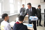 Vali Baruş, lise öğrencileriyle buluştu