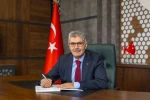 Vali Çelik: "Gençlerimizin eğitimini her şeyin üzerinde tutuyoruz"