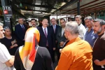 Vali Küçük, Balıkesir Çarşısı’nda esnaf ve vatandaşlarla buluştu