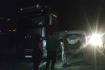 Van’da minibüs ve otomobil ineğe çarptı: Kazada 2 kişi yaralandı, inek telef oldu