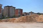 Vatandaşlardan yol kenarına dökülen hafriyatlara tepki 