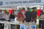 Yabancı öğrenciler yemekler üzerinden ülkelerini anlattı 