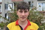 Yağmur suyu borusuna sıkışan yavru kedi uzun uğraşlar sonrasında kurtarıldı