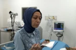 Yaklaşık 1 yıldır içemediği suyun ve yiyemediği yemeklerin acısını yaprak sarmasıyla çıkardı