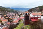 Yaklaşık 20 metrelik kubbesiyle asırlara meydan okuyor