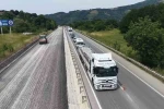 Yalova-Bursa kara yolunda asfaltlama çalışması devam ediyor