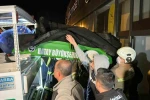 Yangından kaçmak isterken alevlerin içerisine giren 2 kişi yanarak can verdi