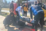 Yaşlı adamı "Neden selam almıyorsun" diyerek bacağından bıçakladılar