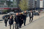Yaşlı kadınları milyonluk vurgunla dolandırmışlar