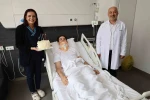 Yeni yaşını doktoruyla birlikte kutladı