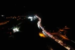 Yol çalışması ve trafik kazası birleşince Sakarya D-650 karayolunda trafik kilitledi