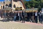 Yol ve kavşak düzenlemesinde ’müşteri kaybı’ endişesi esnafı sokağa döktü