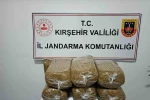 Yolcu otobüsünde 42 kilo kaçak tütün ele geçirildi