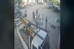 Yumruk, tokat ve tekmelerin havada uçuştuğu kavga kamerada