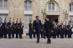 Zelenskiy, Macron ile bir araya geldi