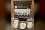 Zeytinburnu’nda uyuşturucu operasyonunda 60 bin sentetik ecza hap ele geçirildi