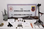 Zonguldak’ta tarihi eserler ve silah ele geçirildi