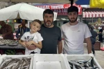 Zonguldak’ta tezgahlar balıkla şenlendi