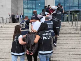 12 milyon liralık uyuşturucu piyasaya sürülmeden durduruldu: 6 gözaltı
