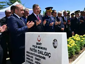 15 Temmuz Şehidi Fatih Dalgıç kabri başında dualarla anıldı
