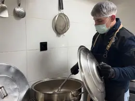 17 yaşındaki aşçıdan yaşıtlarına meslek öğrenin tavsiyesi
