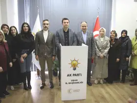 28 Şubat’ın yıl dönümünde AK Parti Uşak İl Başkanlığı’ndan 81 ilde eşzamanlı açıklama
