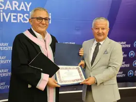 55 yaşında üniversite hayaline kavuştu, 59 yaşında mezun oldu
