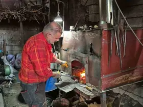 600 derecelik ocağın başında sıcağa meydan okuyor

